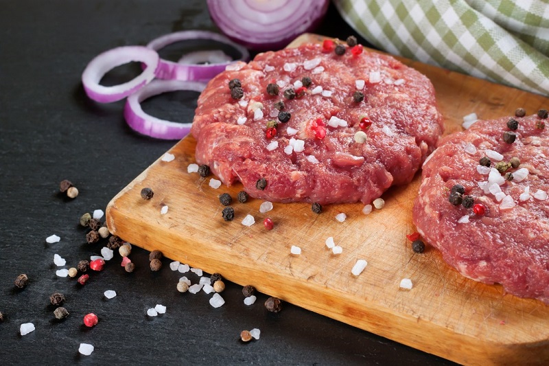 Gdzie znajduje swoje zastosowanie maszyna do rozbijania mięsa?