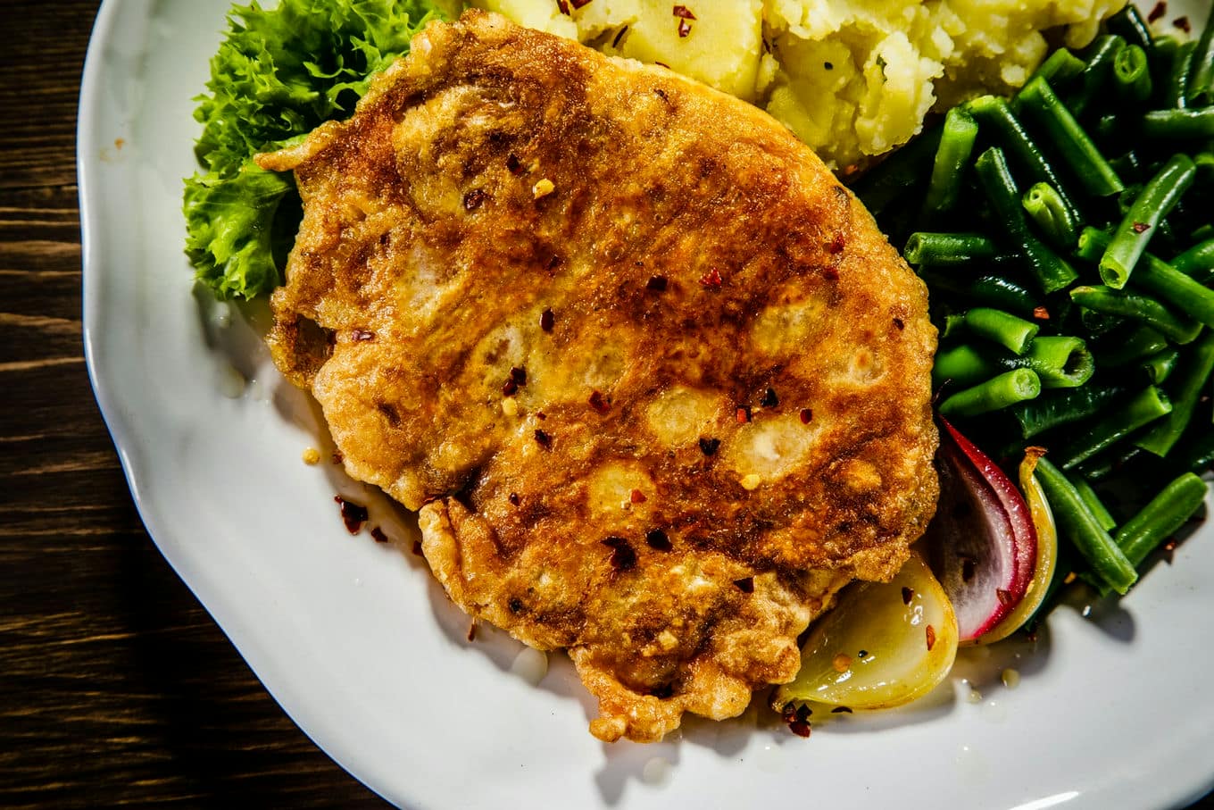 Kotleciarka elektryczna czy manualna? Zalety i wady obu rozwiązań